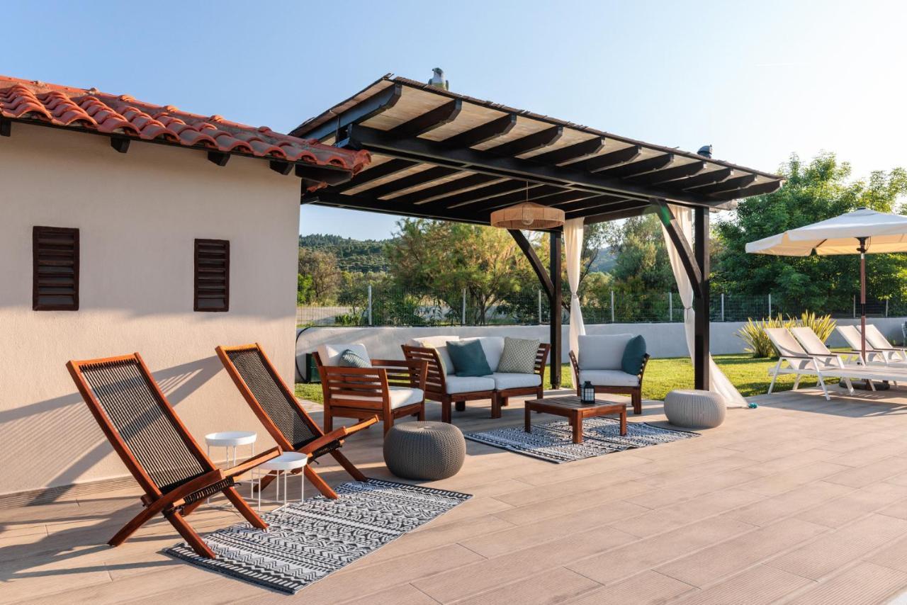 Arteon Villas อาโยส นิโกลาออส ภายนอก รูปภาพ
